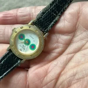 Authentic Vintage Gucci Womens Gold Black Watch Leather Strap Luxury Designer sm Gucci | Accessories | Authentic Vintage Gucci Womens Gold  main image 3